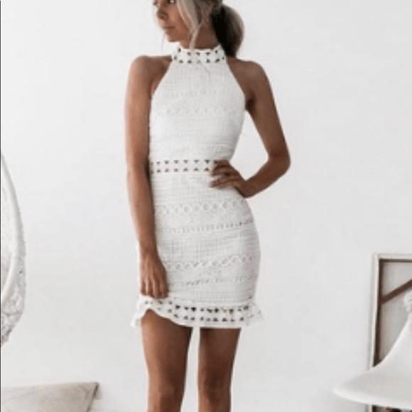 Lace dress - Picture 1 of 1